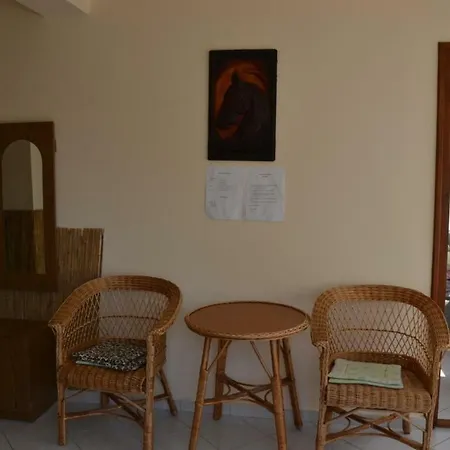 Arany Tisza Apartmanhaz Poroszlo Exterior photo