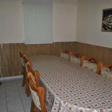 Arany Tisza Apartmanhaz Poroszlo Exterior photo