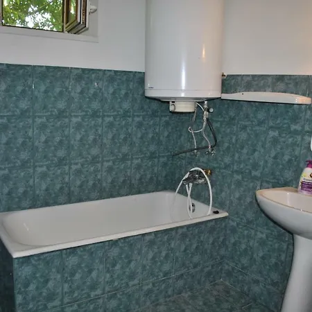 Arany Tisza Apartmanhaz Poroszlo Exterior photo