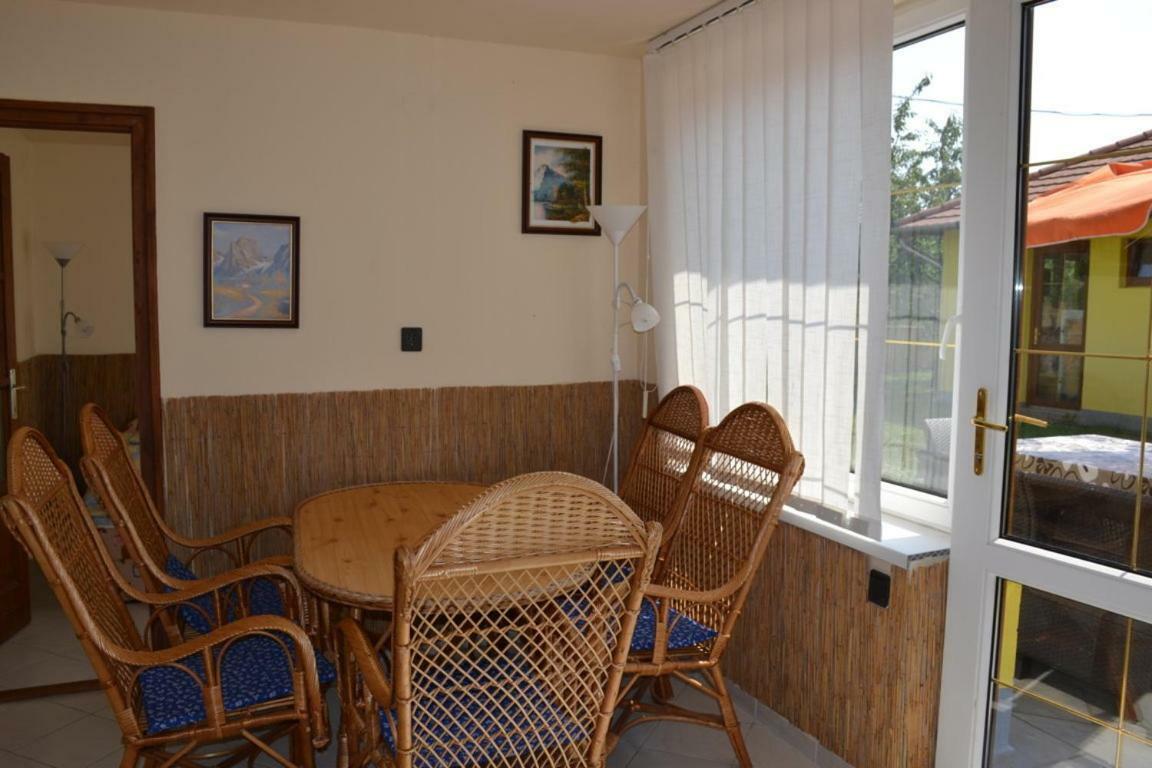 Arany Tisza Apartmanhaz Apartment